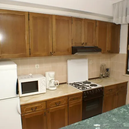 Apartment By The Sea Slatine, Ciovo - 4294 Slatine