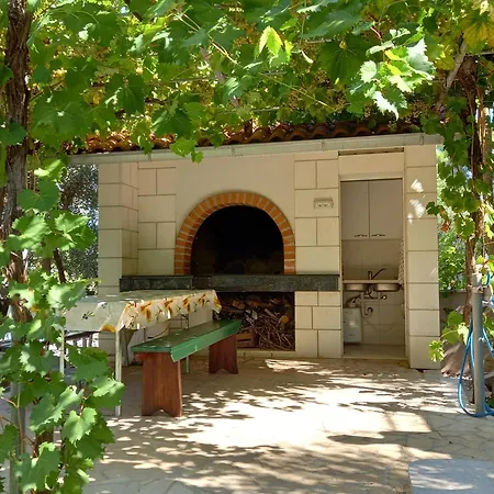 Apartment By The Sea Slatine, Ciovo - 4294 Slatine